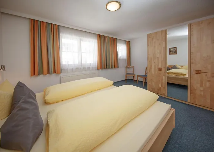 Apart Manuela Apartment *