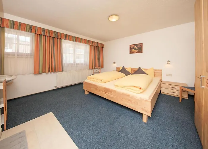 Apart Manuela Apartment *