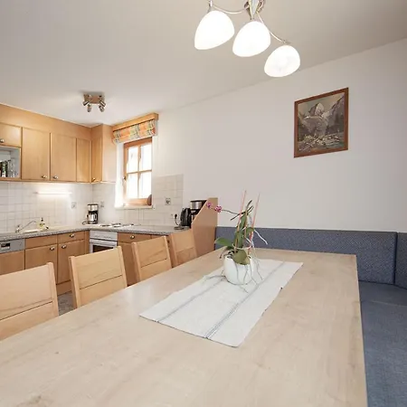 Apart Manuela Apartment *