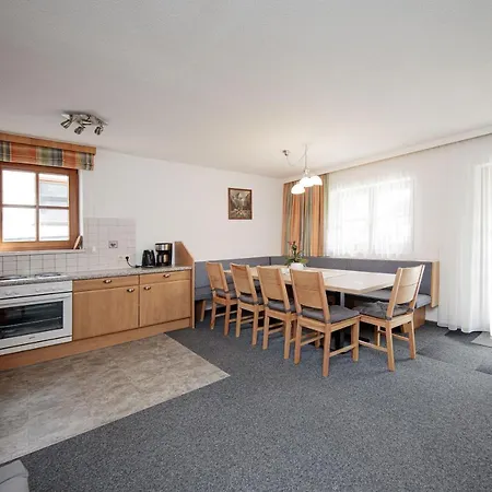 Apart Manuela Apartment *
